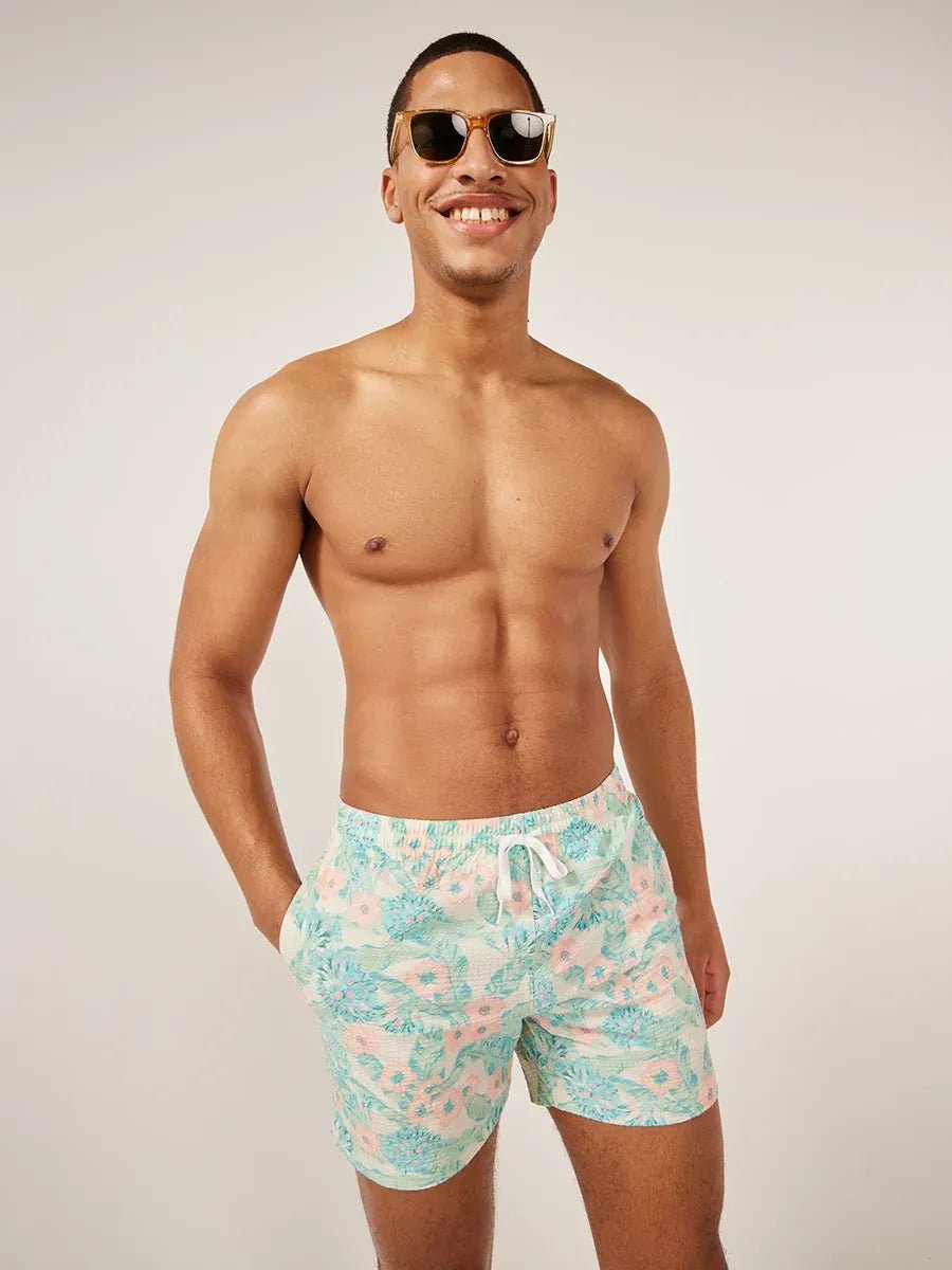 Chubbies The Veranda Nights 5.5" Seersucker Swim Trunk - Endless Waves