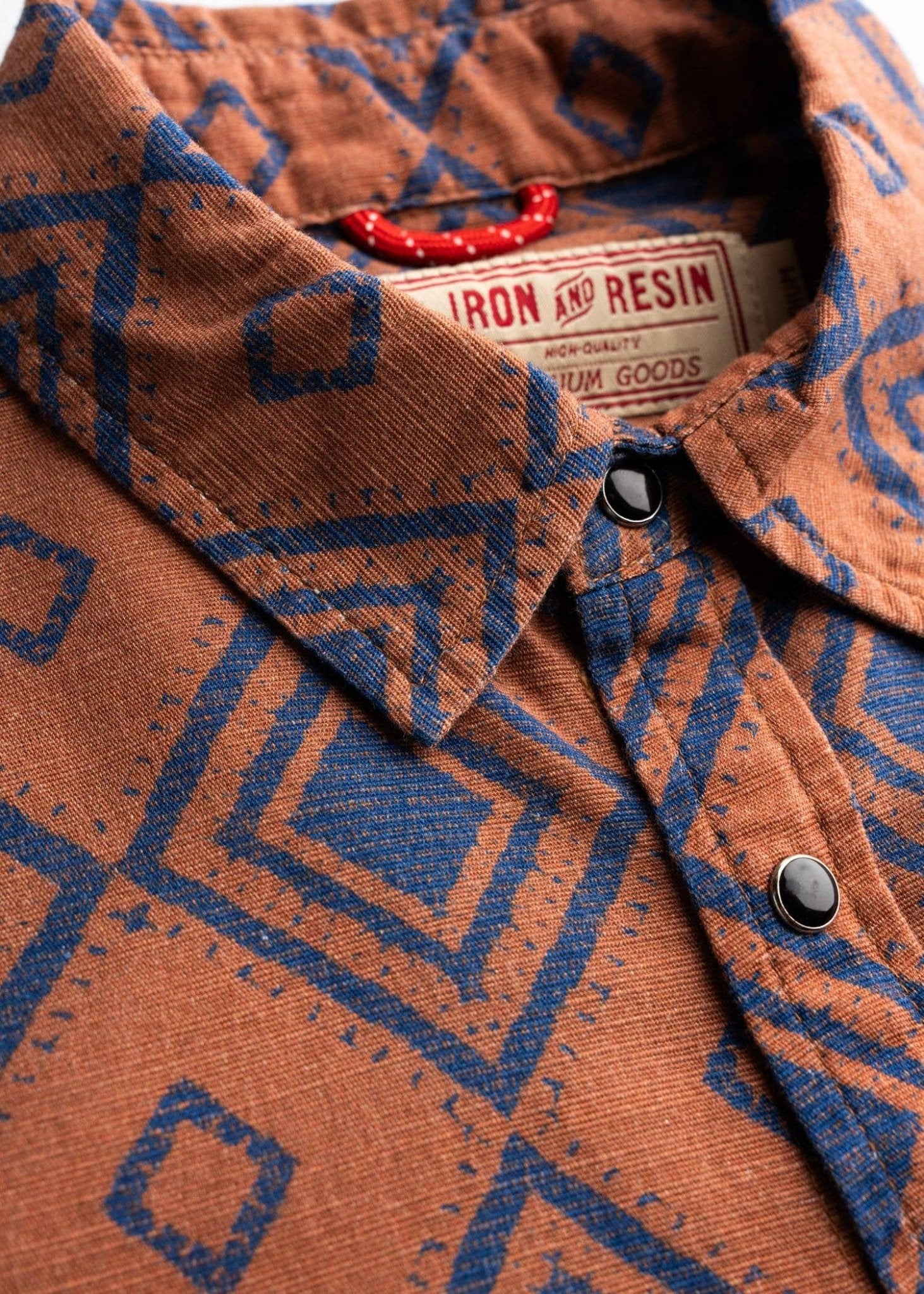 Iron & Resin Losage Shirt
