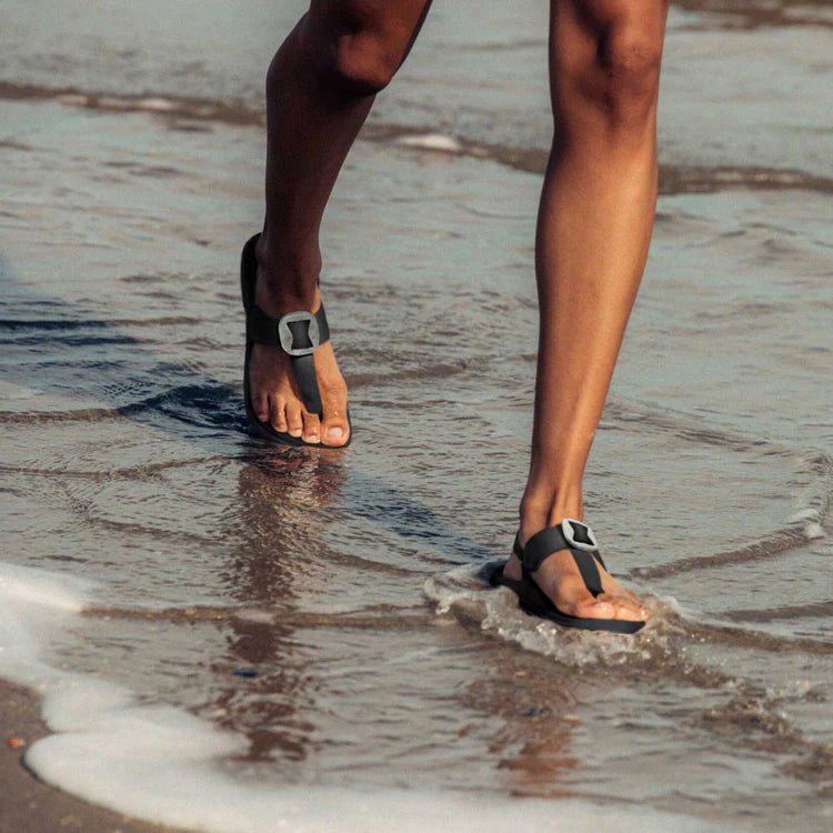 OluKai La'i T - Bar Sandal - Endless Waves