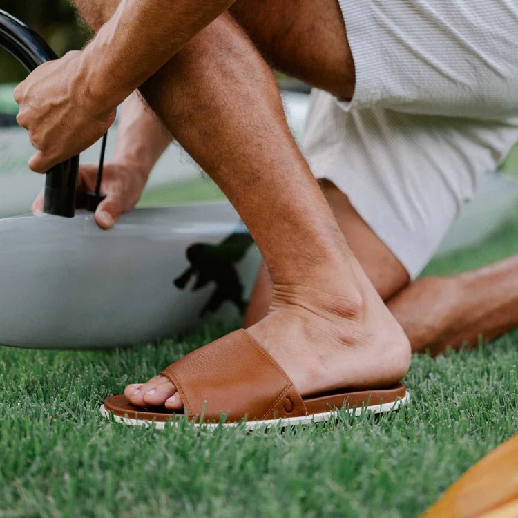 OluKai Men's Olali Leather Slide Sandals - Endless Waves