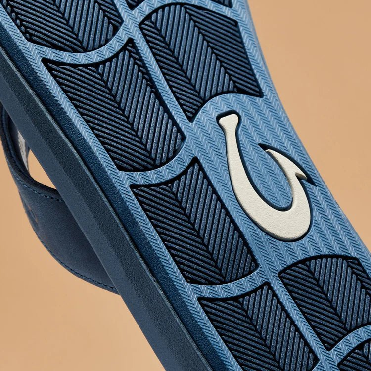 OluKai Men's Pili Waterproof Leather Flip Flops - Endless Waves