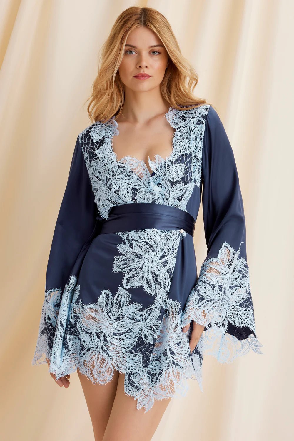 Scarlett Gasque Scarlett Gasque Jayne Robe Endless Waves