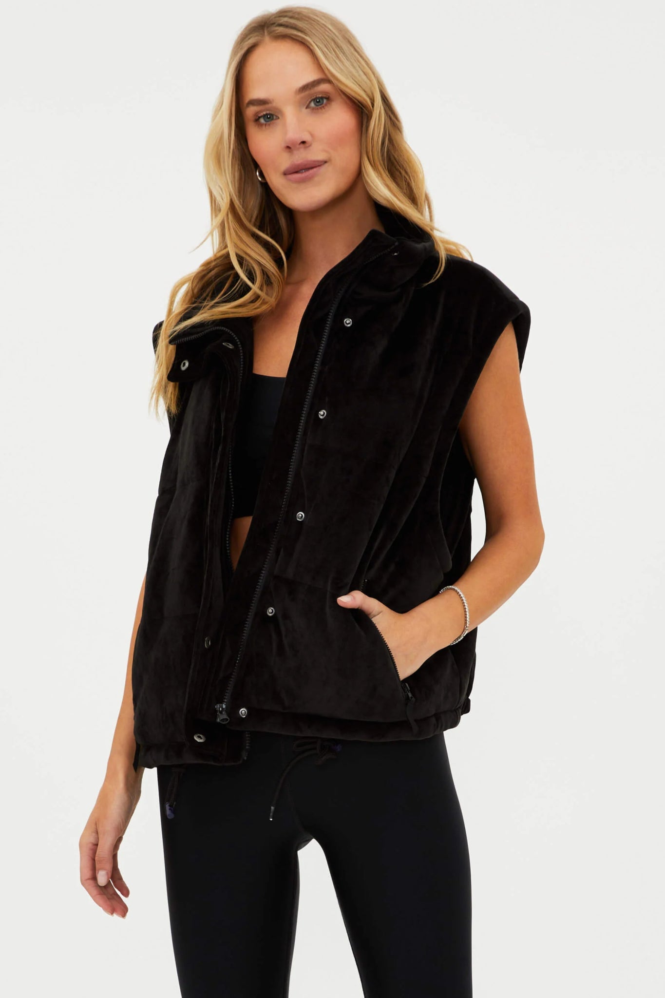 Beach Riot Kris Convertible Puffer Jacket Endless Waves