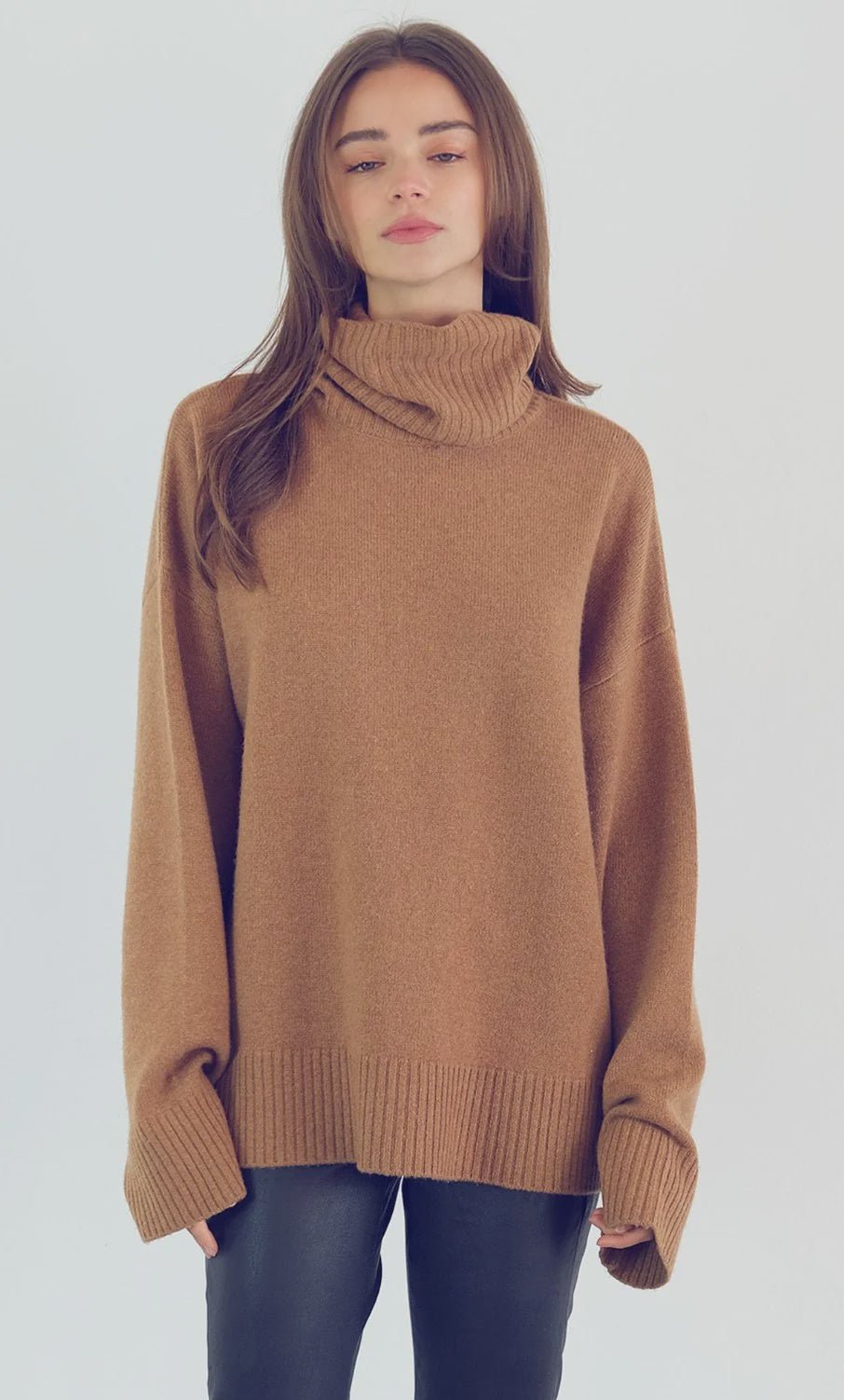 Charlie Oversized 100% Cashmere Turtleneck - Endless Waves