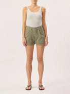 DL1961 Marie Short