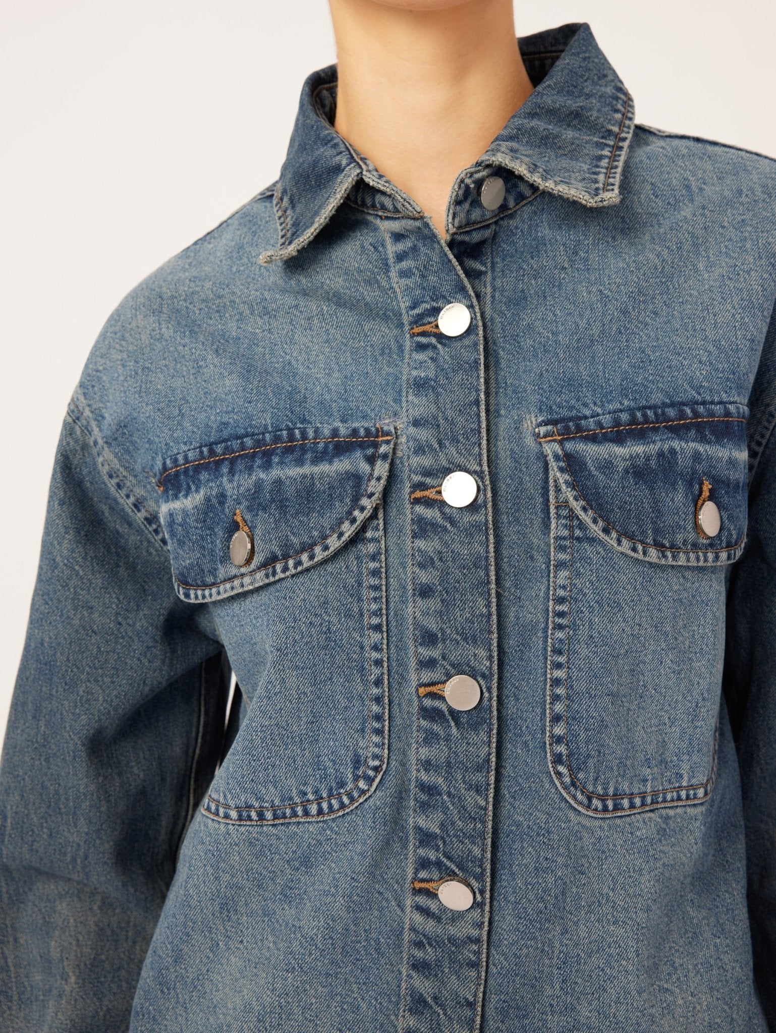 Faye Shirt - Endless Waves