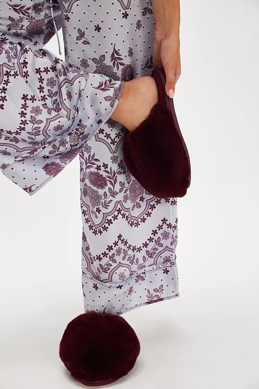 Free People Free People Faux Fur Snowball Slippers Endless Waves