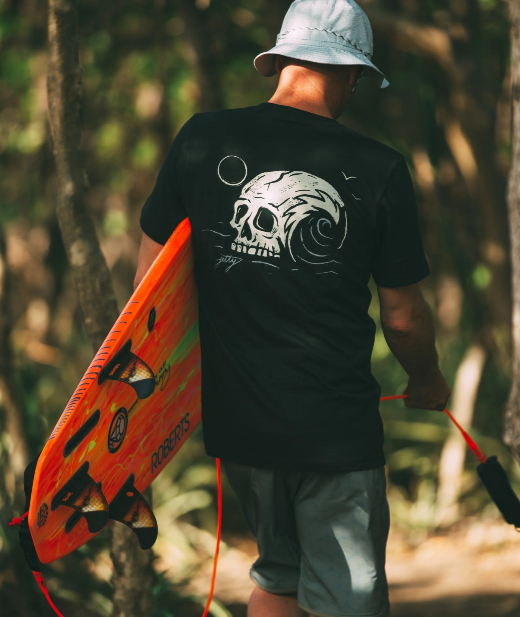 Jetty Crush Men's Tee Lifestyle Image - Endless Waves