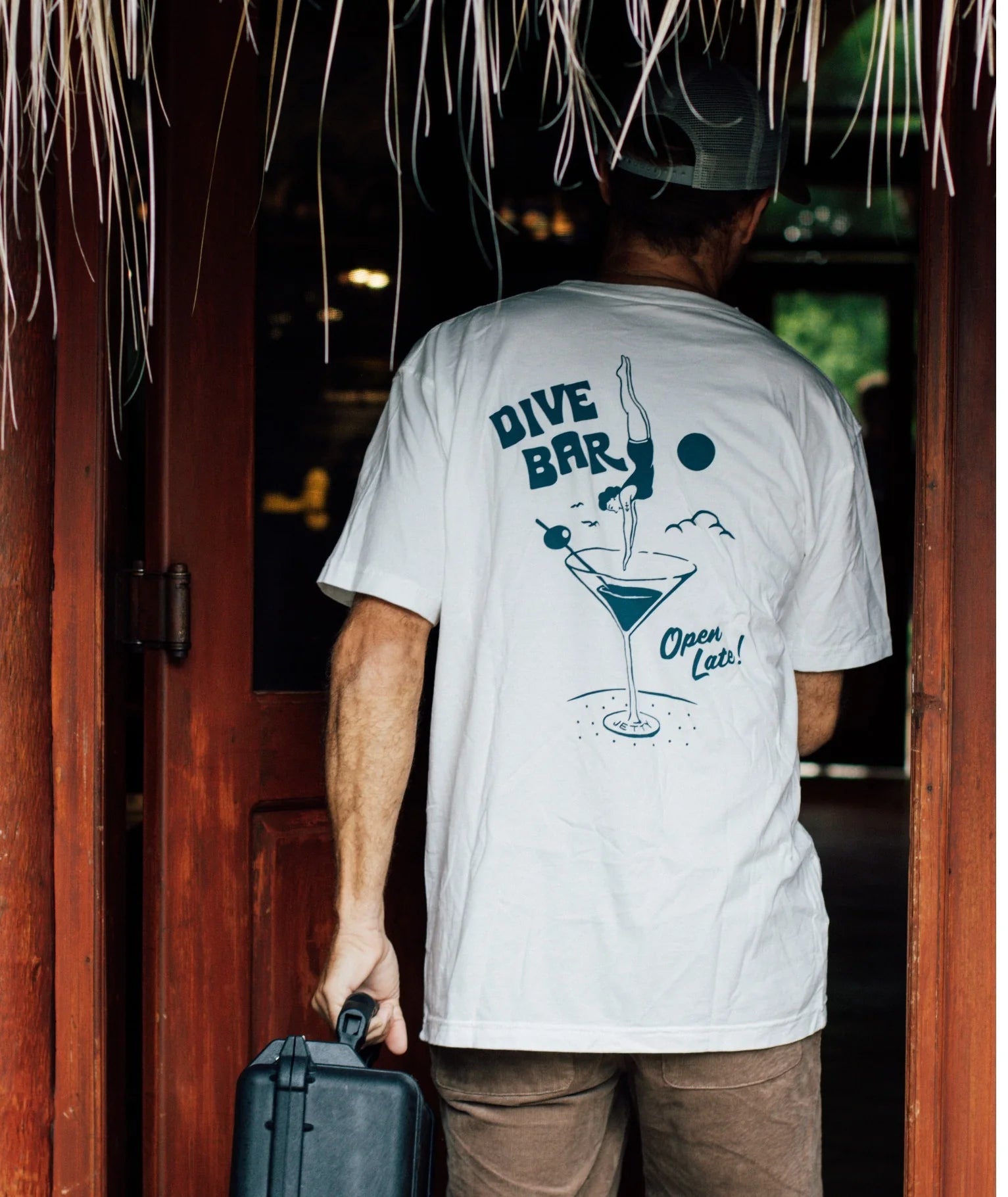 Jetty Jetty Dive Bar Tee Endless Waves
