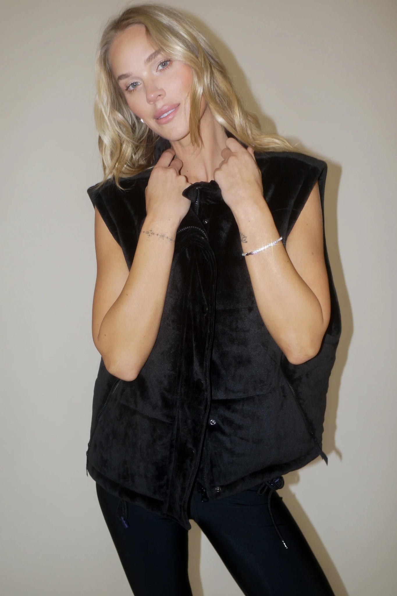 Beach Riot Beach Riot Kris Convertible Puffer Jacket Endless Waves