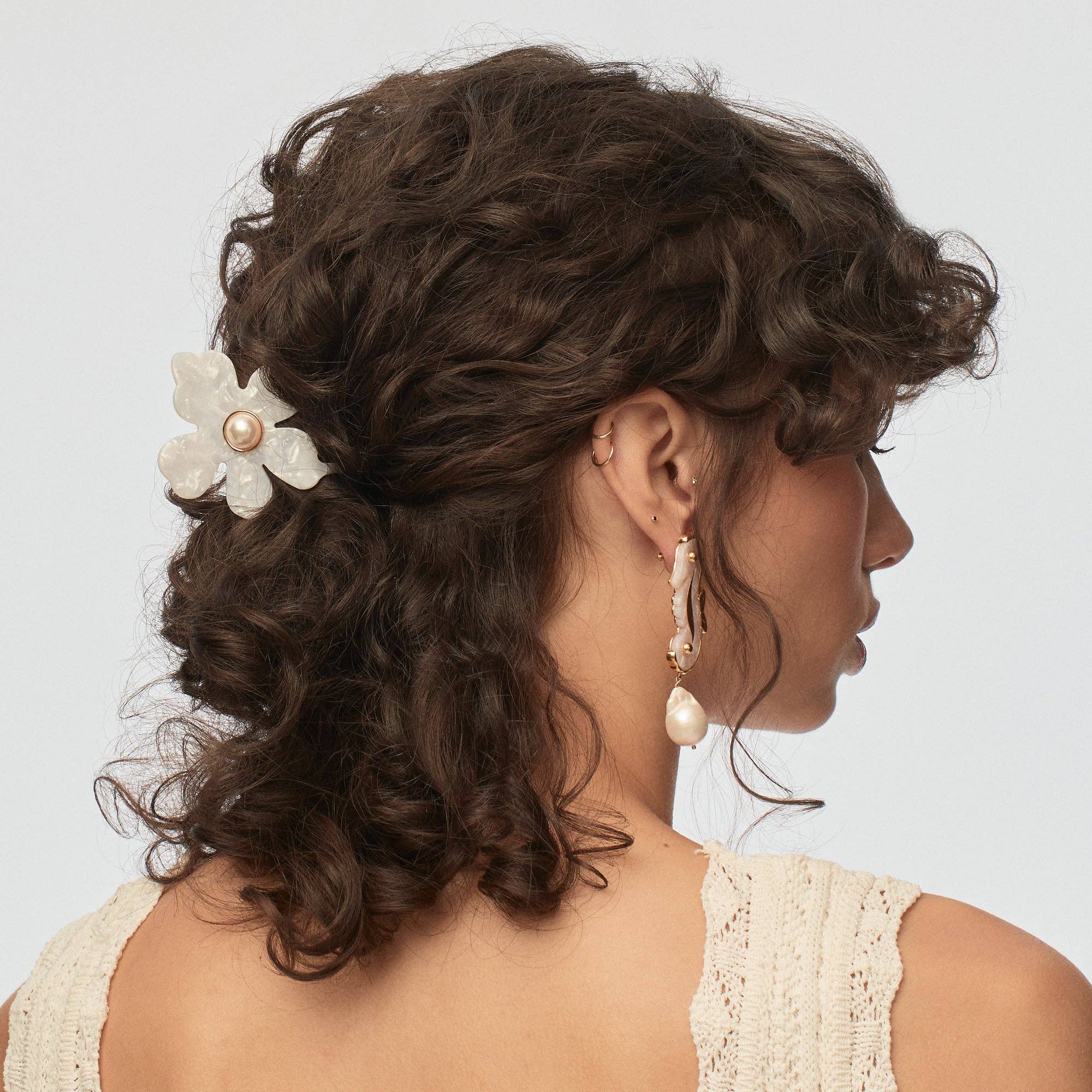 Lele Sadoughi Mother of Pearl Lily Claw Clip - Endless Waves