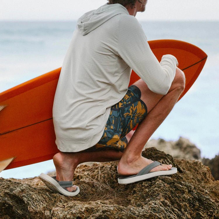 OluKai OluKai Men's Leeward Sandals Endless Waves