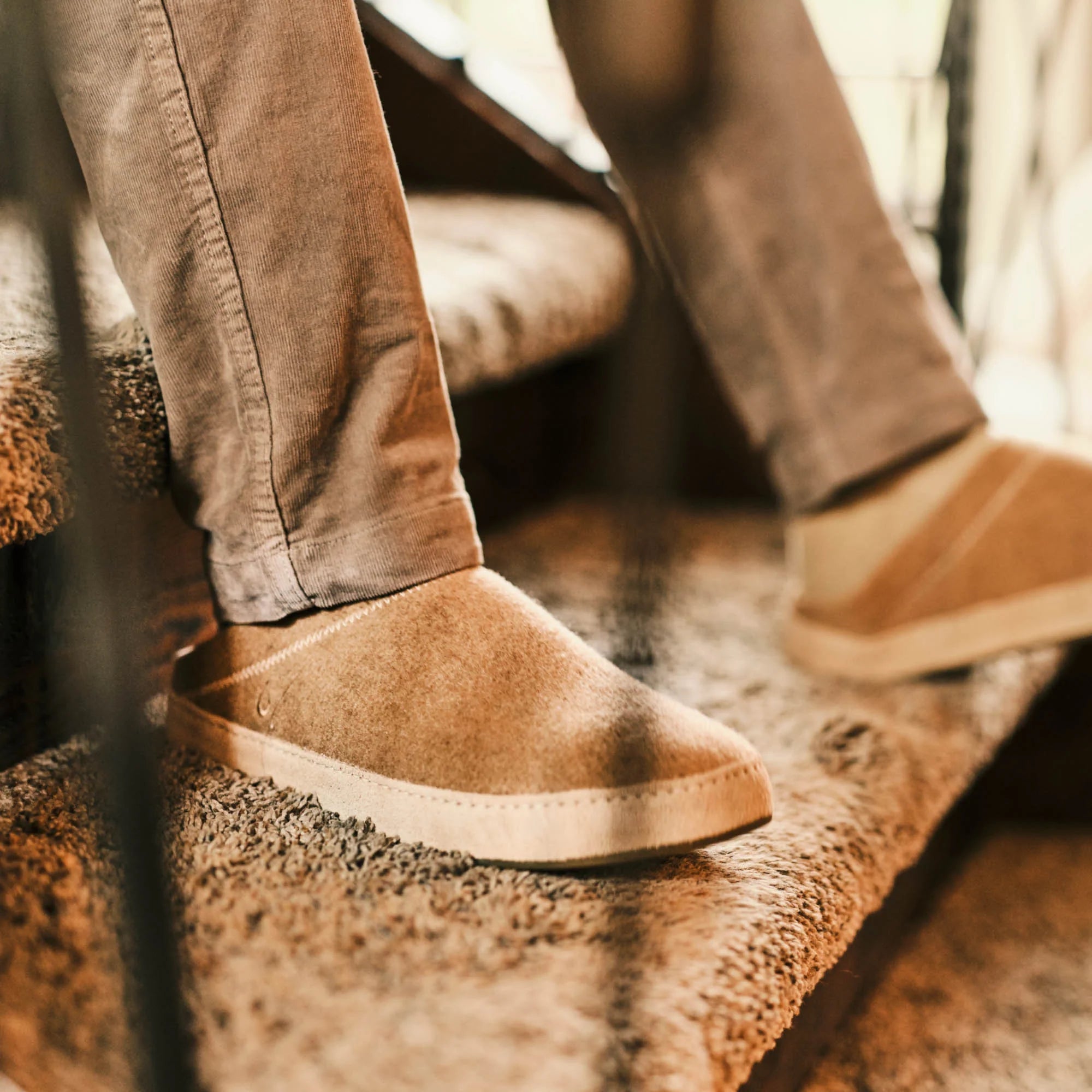 OluKai OluKai Men's Hamani Hulu Wool Mule Slippers Endless Waves