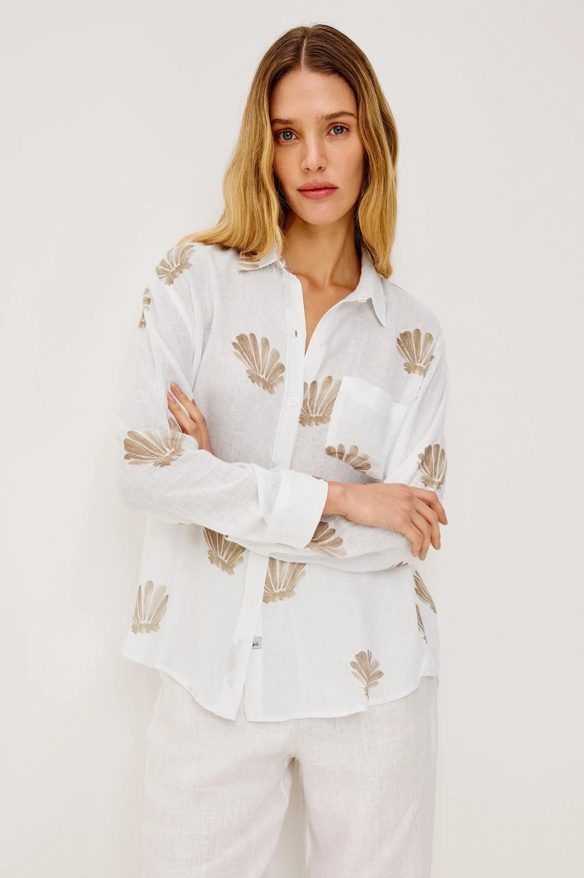 Runway preview: The Rails Charli Shirt in Taupe Seashells, a lightweight button-down handpicked by Sloane for the Born to Runway event at The Asbury Hotel.