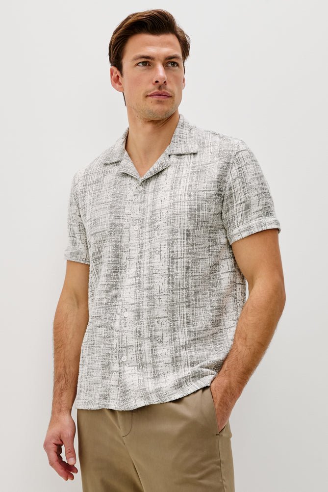 Rails Men's Corrin Short-Sleeve Shirt - Granite Rails Men's Corrin Short-Sleeve Shirt - Granite