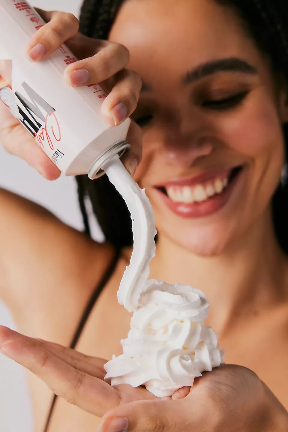 Vacation Vacation® Classic Whip Sunscreen SPF 30 Endless Waves