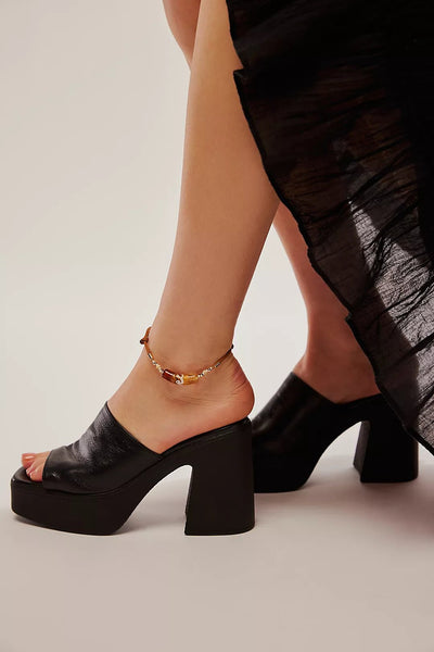 zoe-platform-948322_grande.